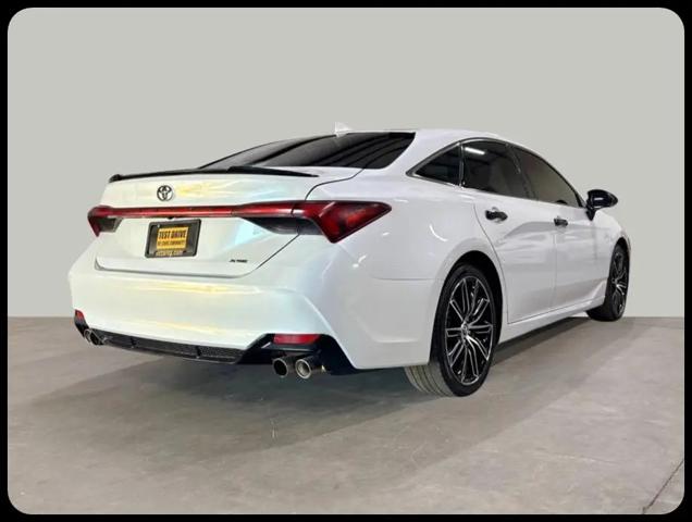 2020 Toyota Avalon XSE