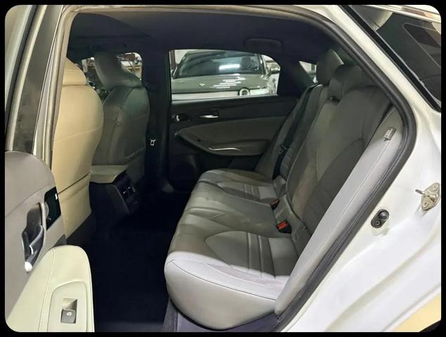 2020 Toyota Avalon XSE