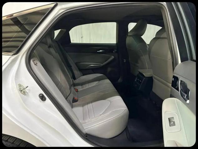 2020 Toyota Avalon XSE