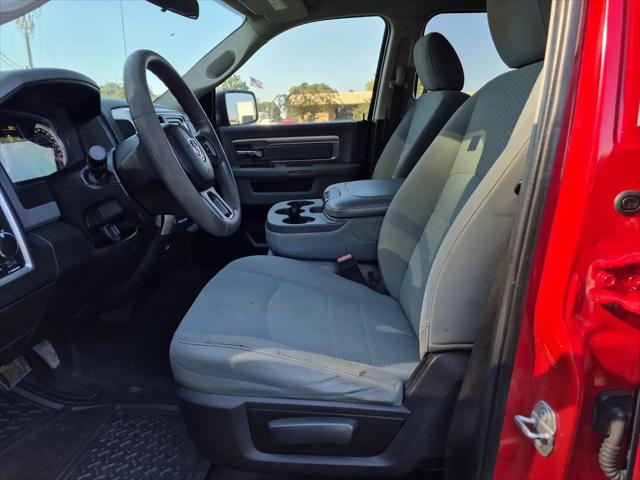 2019 Ram 1500 Classic SLT Crew Cab 4x4 64 Box