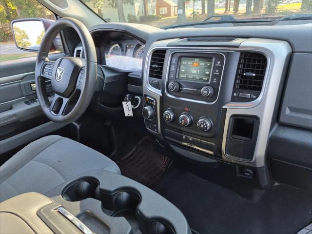2019 Ram 1500 Classic SLT Crew Cab 4x4 64 Box