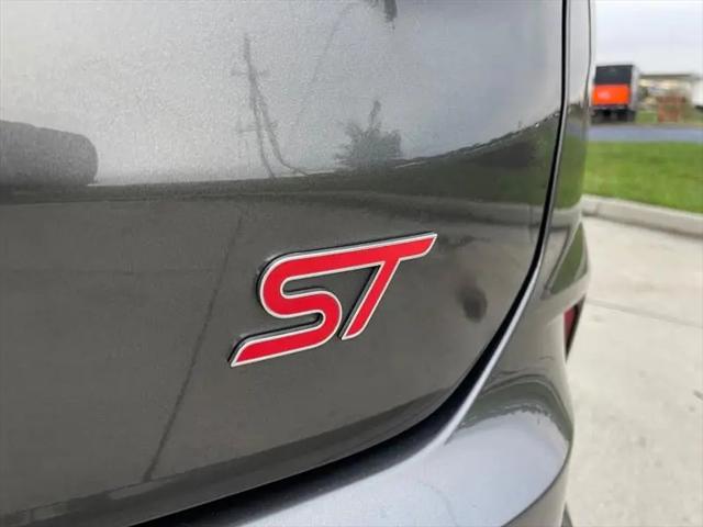 2019 Ford Edge ST