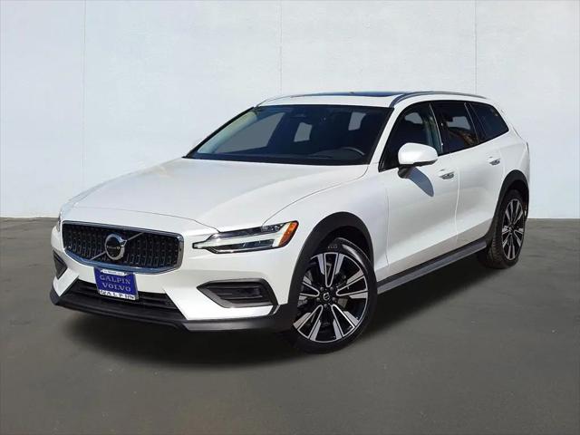 2025 Volvo V60 Cross Country Ultra, B5 AWD Gas mild hybrid for sale in Los Angeles, CA