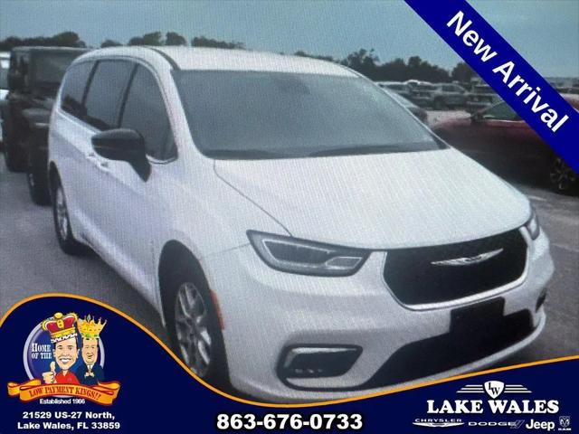 2024 Chrysler Pacifica Touring L for sale in Lake Wales, FL