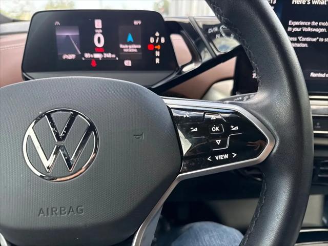 2023 Volkswagen ID.4 Pro
