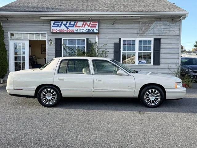 1997 Cadillac DeVille Standard for sale in Waynesboro, VA