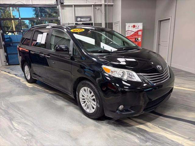 2016 Toyota Sienna XLE 8 Passenger for sale near Milford, OH