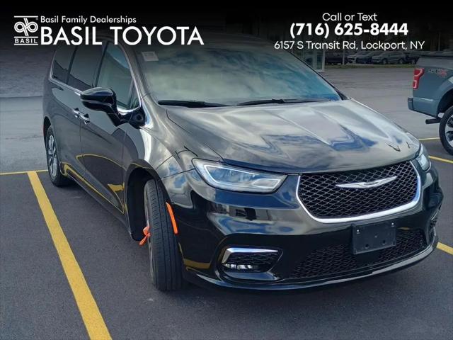 2024 Chrysler Pacifica Hybrid Select for sale in Lockport, NY