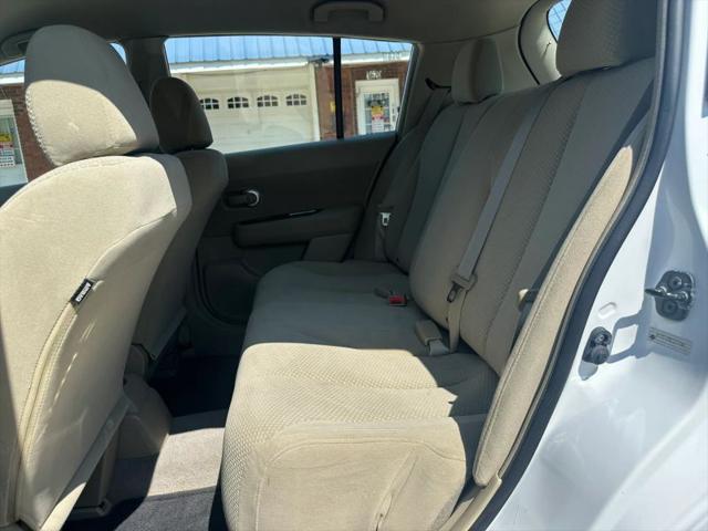 2012 Nissan Versa 1.8 S