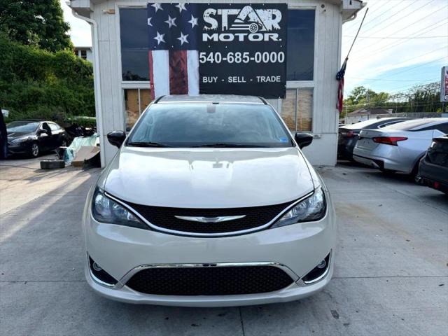 2017 Chrysler Pacifica LX