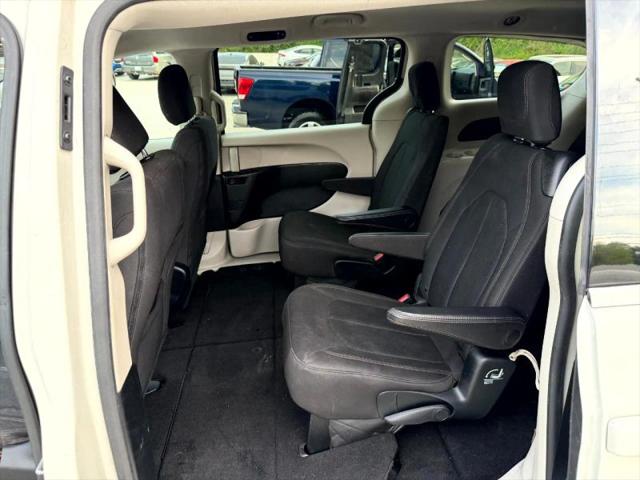 2017 Chrysler Pacifica LX