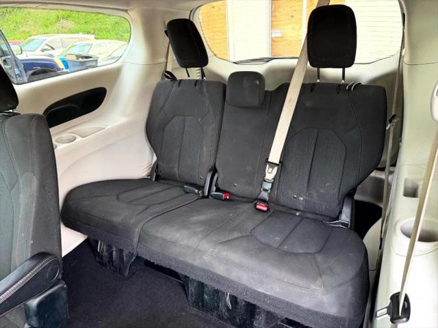 2017 Chrysler Pacifica LX
