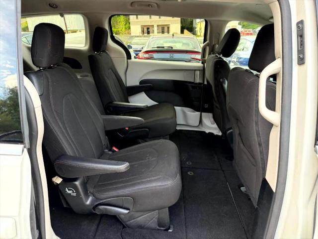 2017 Chrysler Pacifica LX
