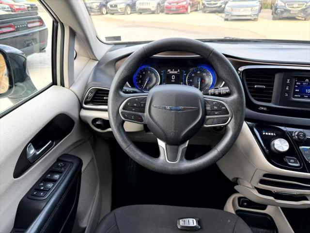 2017 Chrysler Pacifica LX