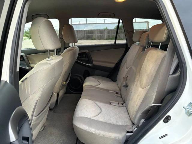 2009 Toyota RAV4 Base