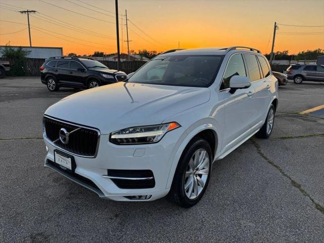 2016 Volvo XC90 T6 Momentum