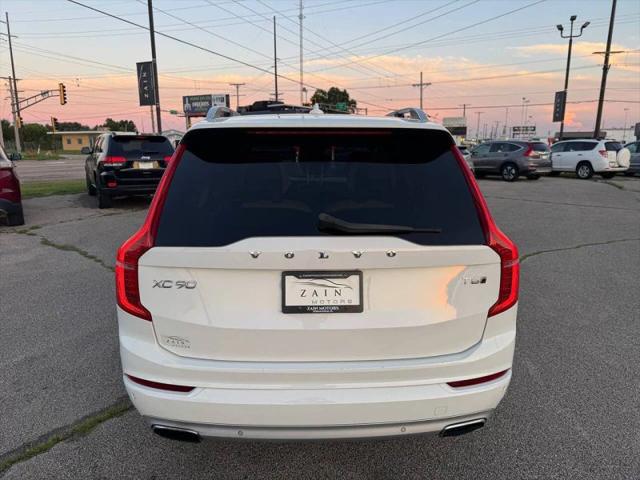 2016 Volvo XC90 T6 Momentum