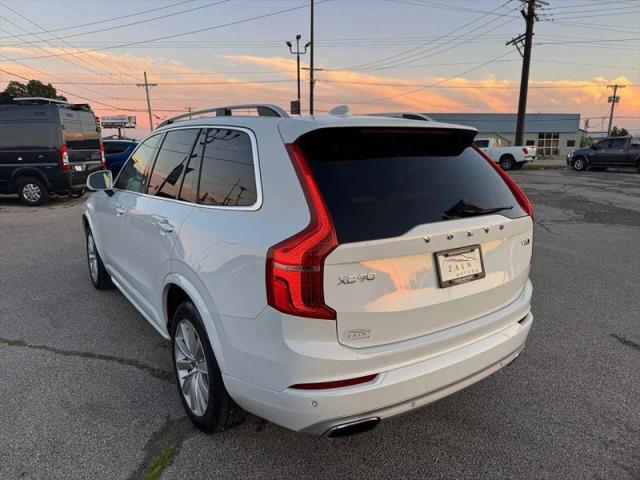2016 Volvo XC90 T6 Momentum