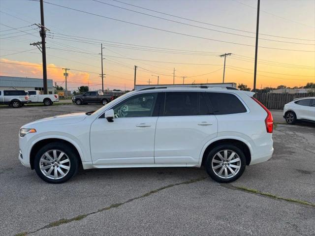 2016 Volvo XC90 T6 Momentum