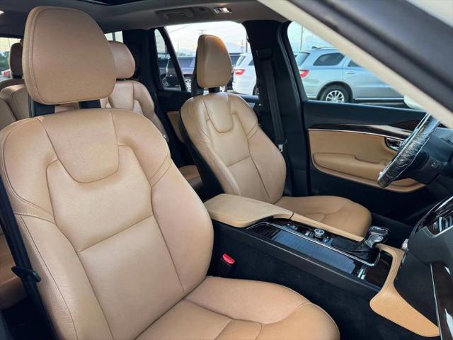 2016 Volvo XC90 T6 Momentum