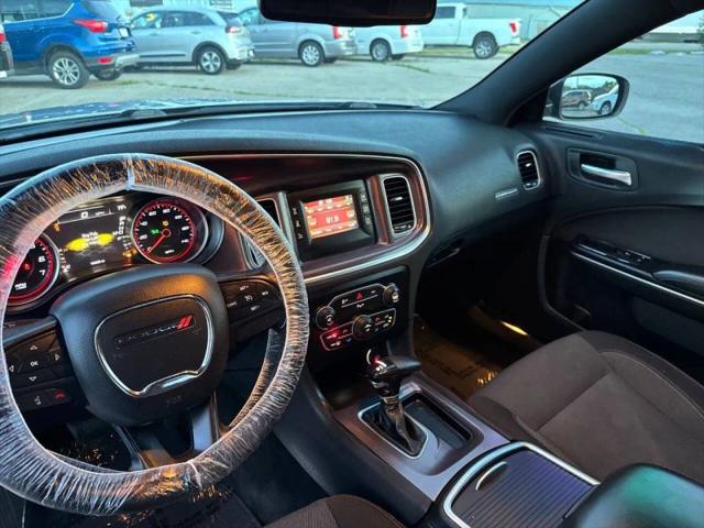 2016 Dodge Charger SE