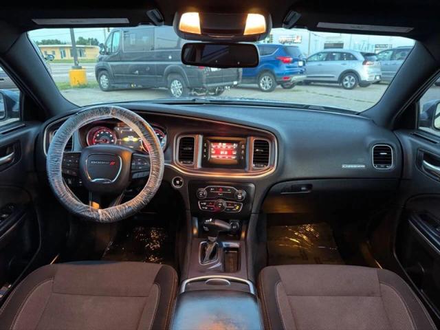 2016 Dodge Charger SE