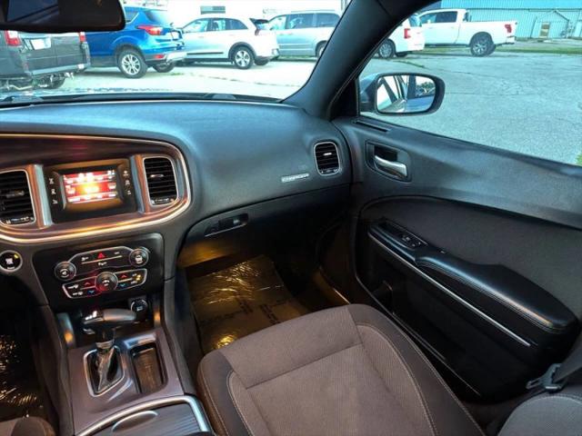 2016 Dodge Charger SE
