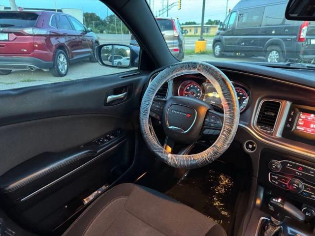 2016 Dodge Charger SE