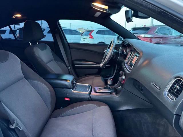 2016 Dodge Charger SE
