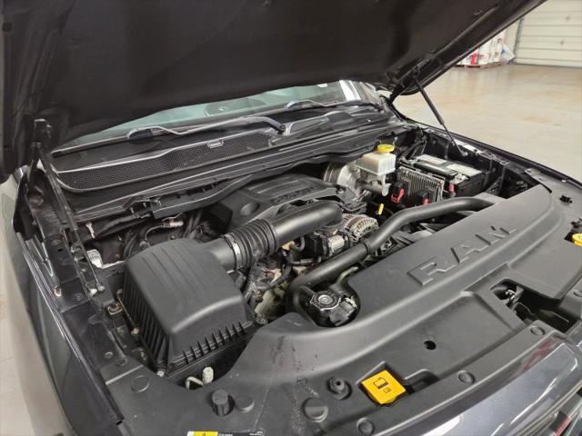 2019 Ram 1500 Big Horn/Lone Star Crew Cab 4x4 57 Box