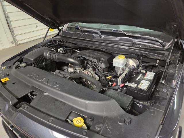 2019 Ram 1500 Big Horn/Lone Star Crew Cab 4x4 57 Box