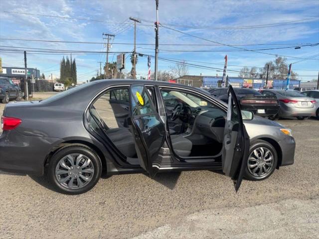 2012 Toyota Corolla LE