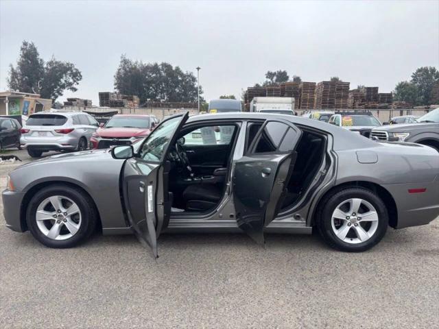 2012 Dodge Charger SE