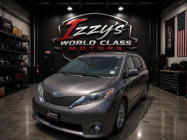 2016 Toyota Sienna SE 8 Passenger for sale in Phoenix, AZ