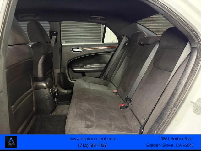 2012 Chrysler 300 300