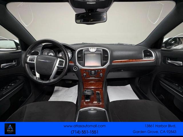 2012 Chrysler 300 300