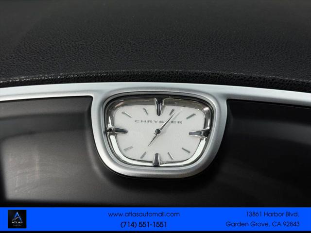 2012 Chrysler 300 300