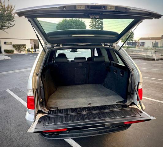 2005 BMW X5 4.4i