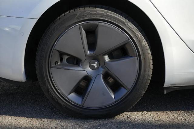 2021 Tesla Model 3 Standard Range Plus Rear-Wheel Drive