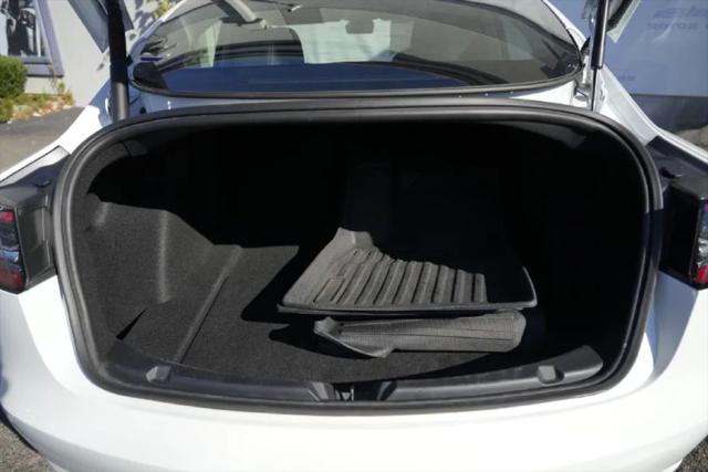 2021 Tesla Model 3 Standard Range Plus Rear-Wheel Drive