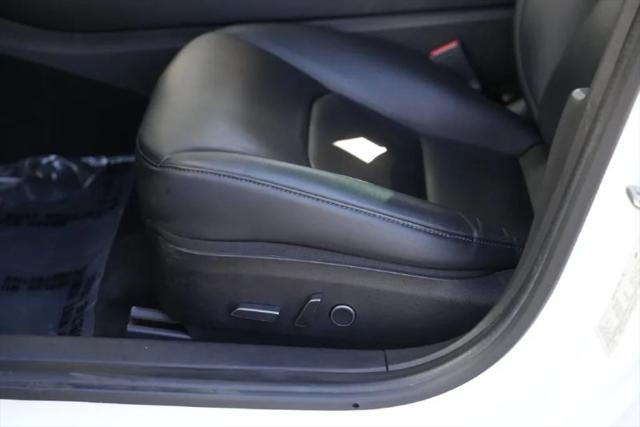2021 Tesla Model 3 Standard Range Plus Rear-Wheel Drive