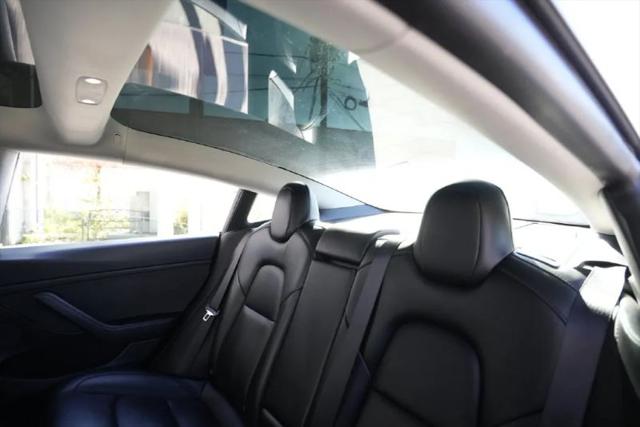 2021 Tesla Model 3 Standard Range Plus Rear-Wheel Drive