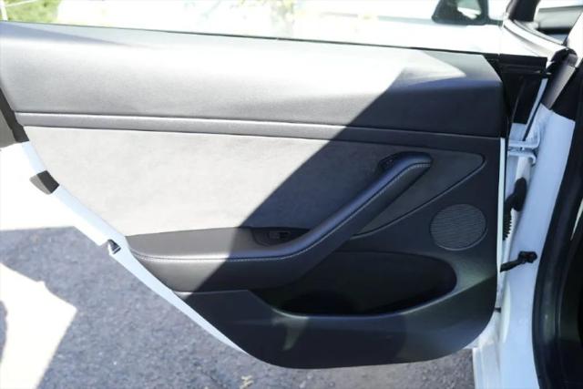 2021 Tesla Model 3 Standard Range Plus Rear-Wheel Drive