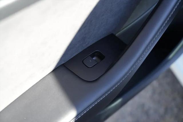 2021 Tesla Model 3 Standard Range Plus Rear-Wheel Drive