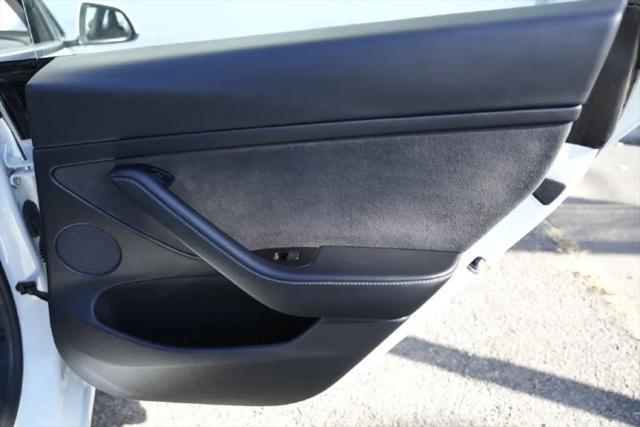 2021 Tesla Model 3 Standard Range Plus Rear-Wheel Drive