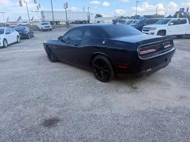 2017 Dodge Challenger 392 Hemi Scat Pack Shaker