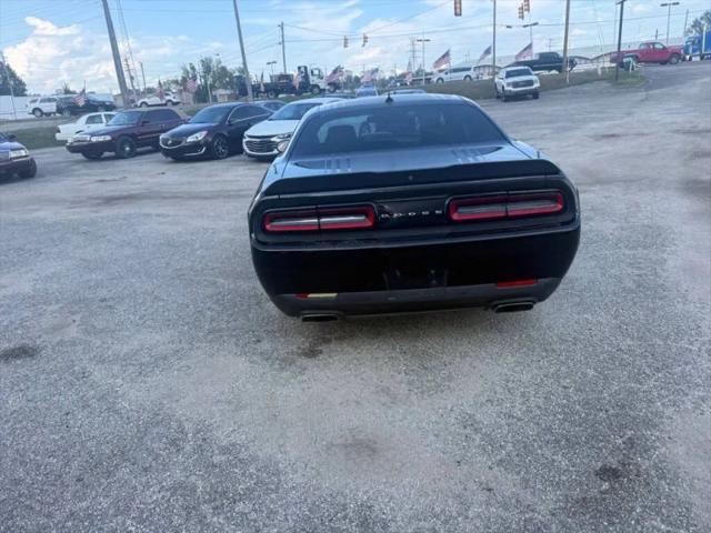 2017 Dodge Challenger 392 Hemi Scat Pack Shaker