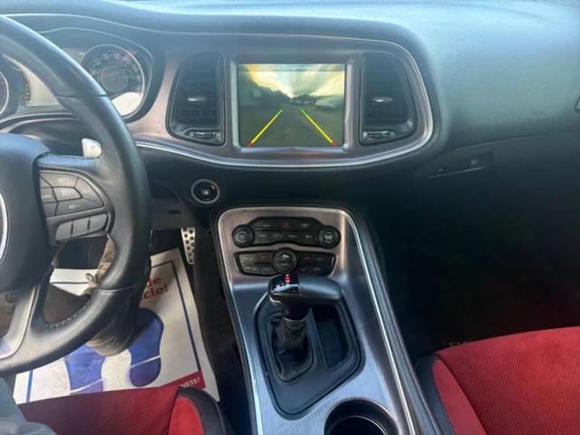 2017 Dodge Challenger 392 Hemi Scat Pack Shaker