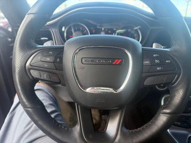 2017 Dodge Challenger 392 Hemi Scat Pack Shaker