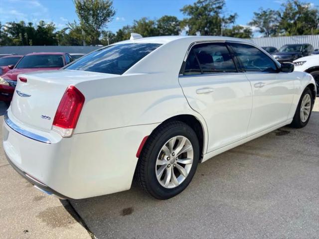 2015 Chrysler 300 Limited